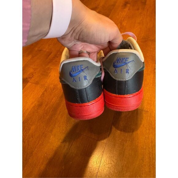 Men’s Nike Air Force 1 multi color sneakers size 8.5 - Picture 3 of 7